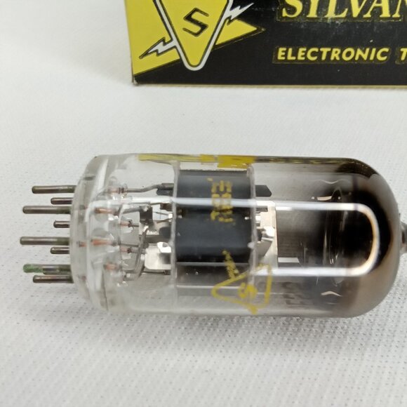 WWII Era Electronic Tube With Box Set Of 2 Sylvania Model 5ES8 NOS NIB 1940s - Picture 6 of 11